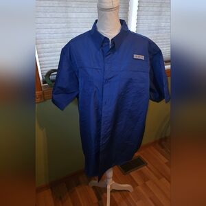 You Betcha short sleeve xl button down utility shirt.